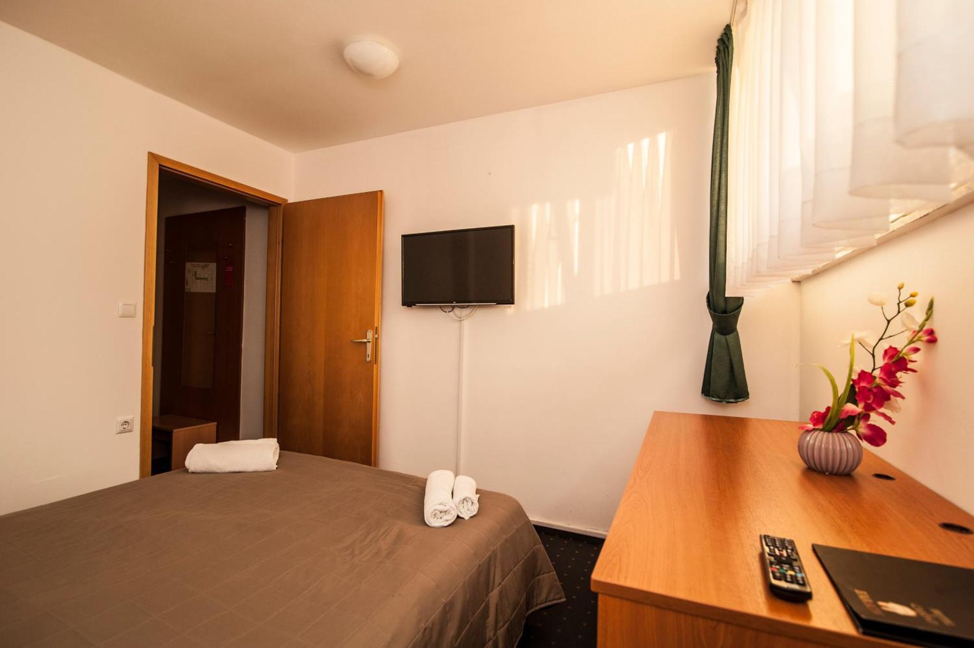 Hotel Faraon Celje Phòng bức ảnh