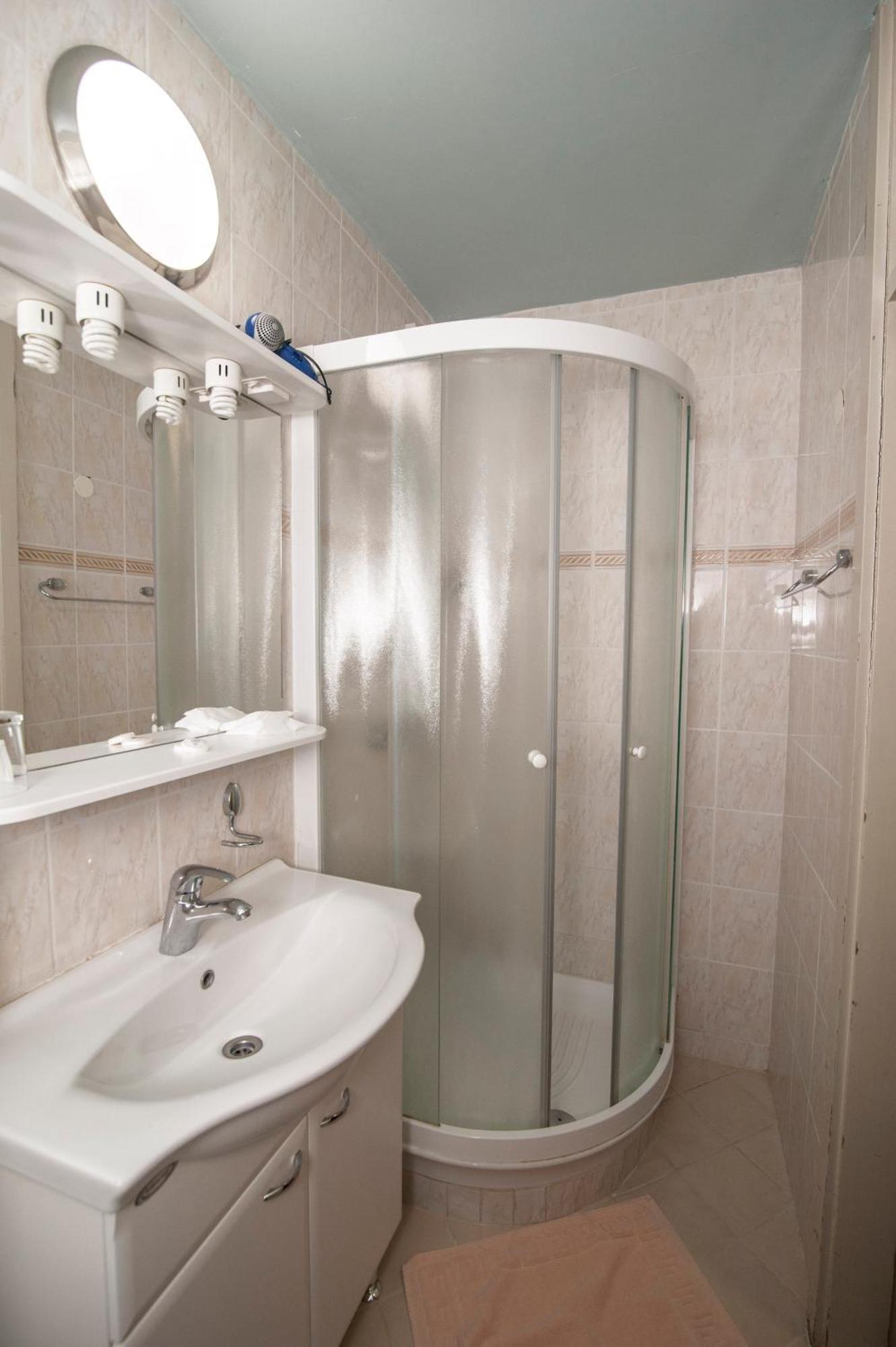 Hotel Faraon Celje Phòng bức ảnh