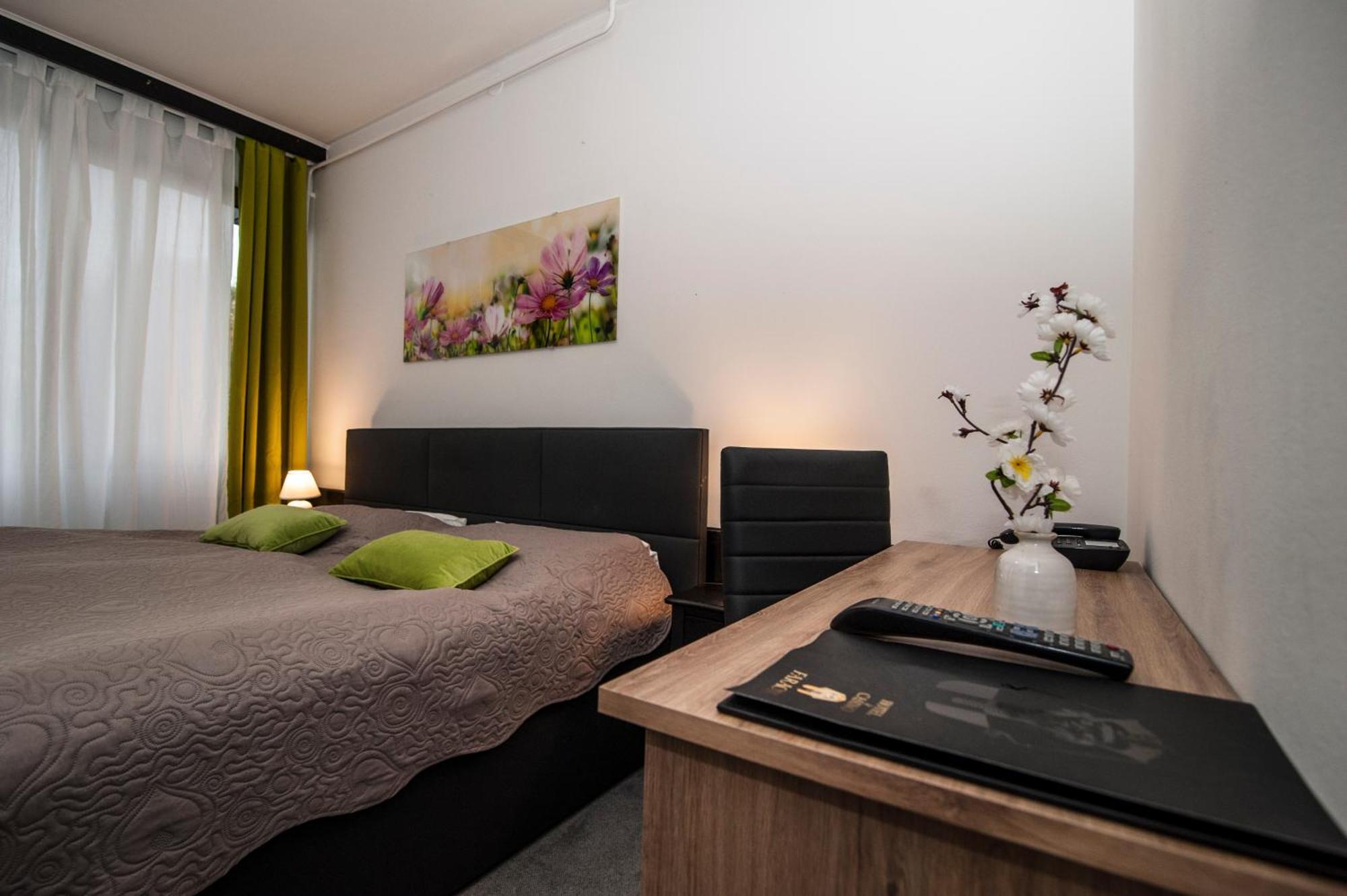 Hotel Faraon Celje Phòng bức ảnh